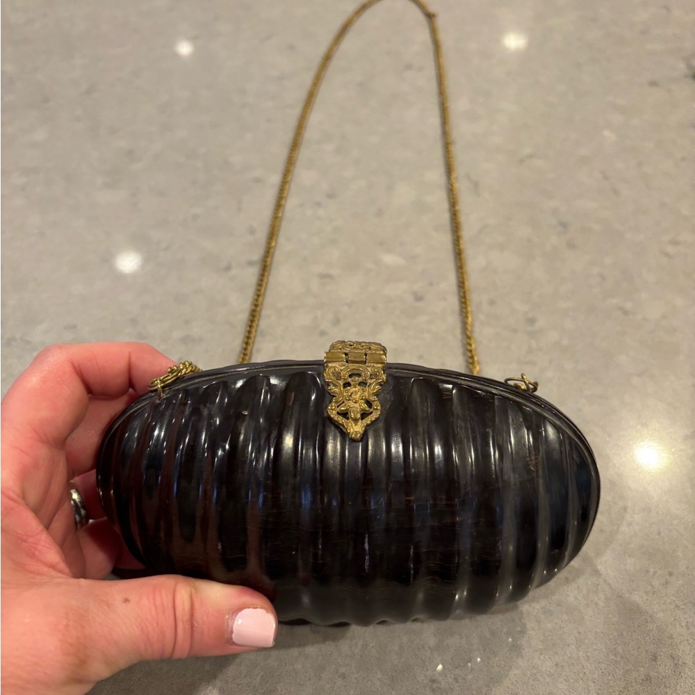 Vintage Clamshell Purse